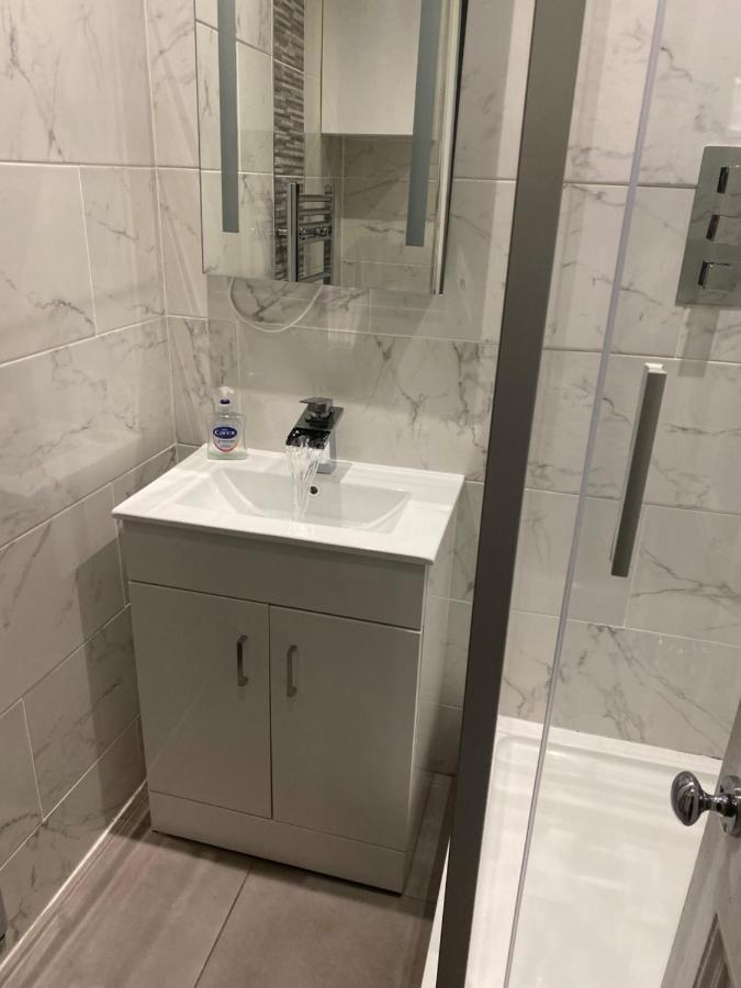 St Margaret'S Loch Apartment Edimburgo Esterno foto