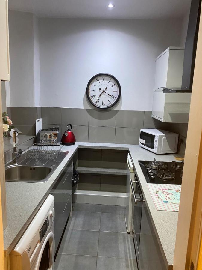 St Margaret'S Loch Apartment Edimburgo Esterno foto